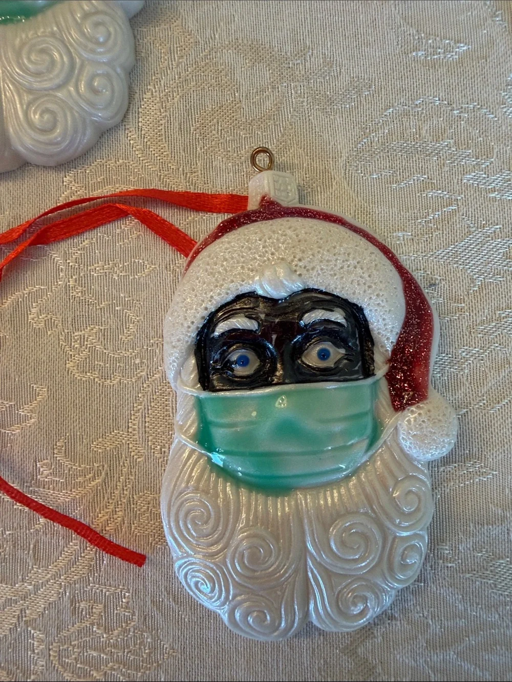 PANDEMIC SANTA 😷 2020 😩